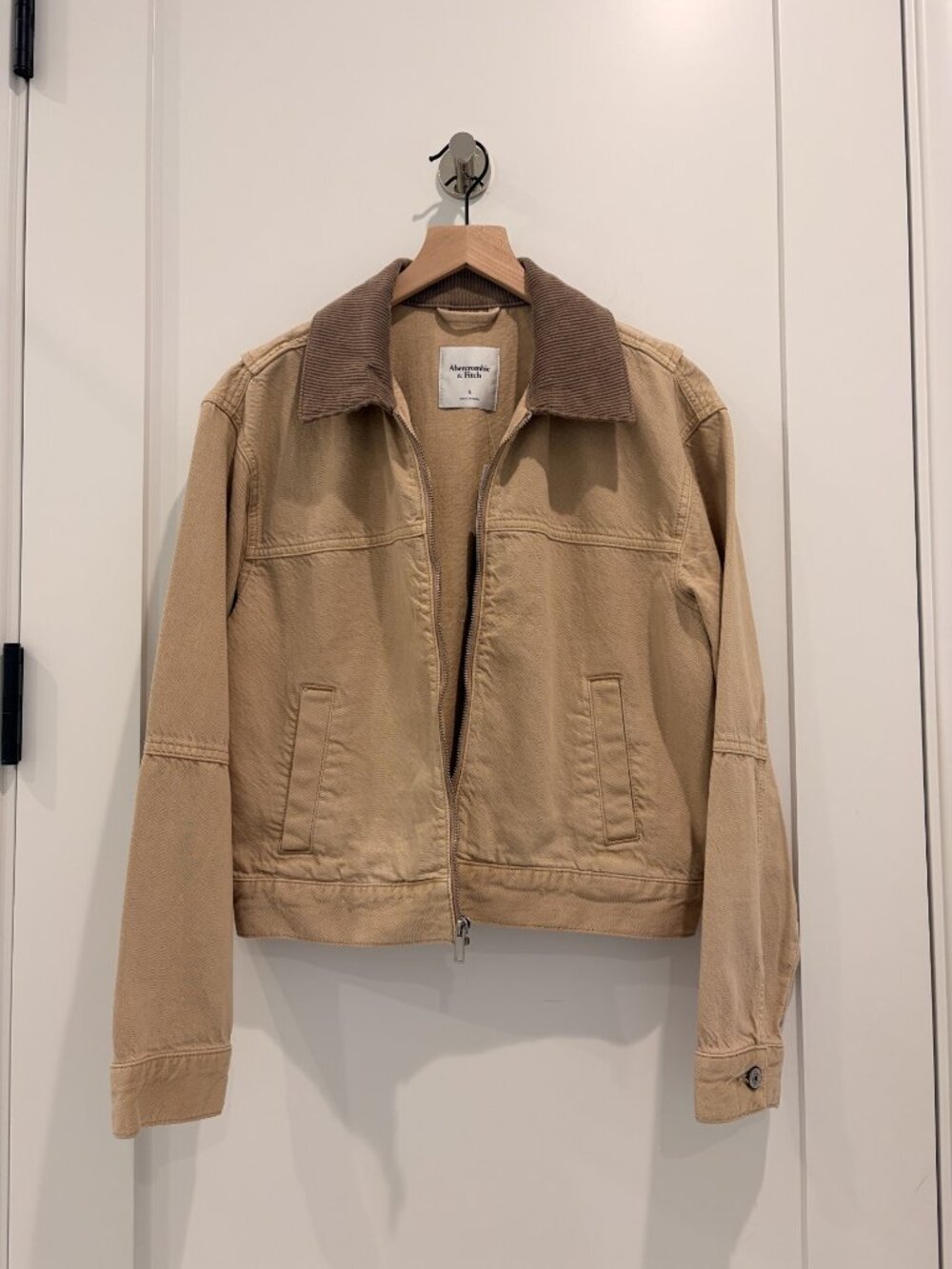 Abercrombie & Fitch Tan Cropped Zip Up Workwear Jacket w Corduro Collar - NWT - Picture 2 of 7